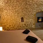 La + Belle Chambre Voutee Au Coeur De Montpellier