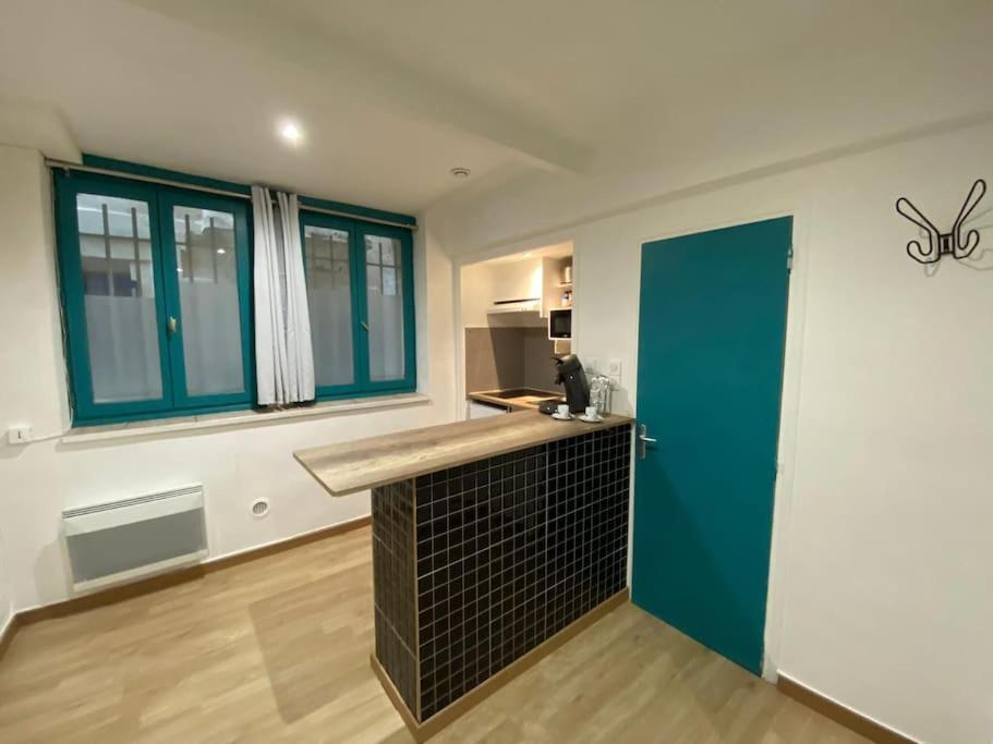 Apartment La + Belle Voutee Au Coeur De Montpellier